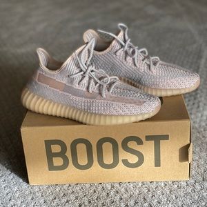 Yeezy Boost 350 v2
